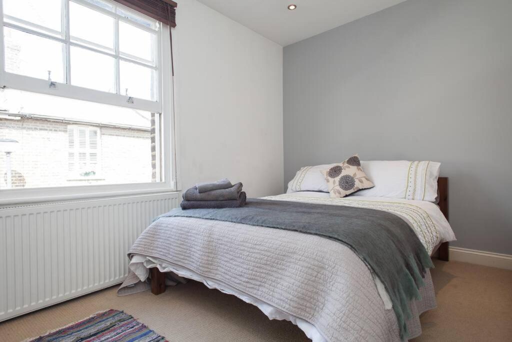Naval Cottage In The Heart Of Royal Greenwich ลอนดอน ภายนอก รูปภาพ